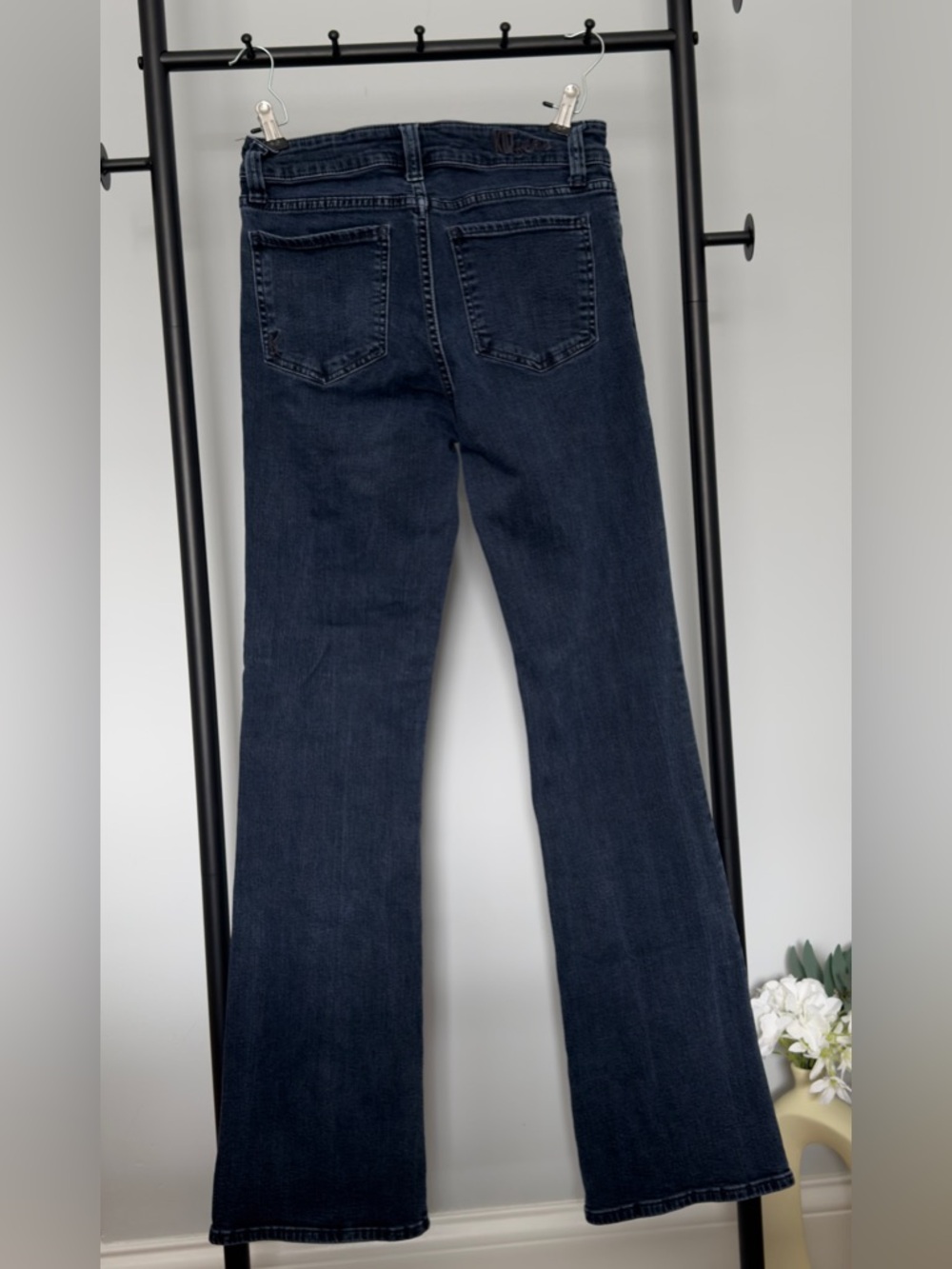 Kut from the Kloth Nicole Bootcut Jeans | Size 4 | Medium Wash Stretch Denim Y2K - Picture 5 of 10